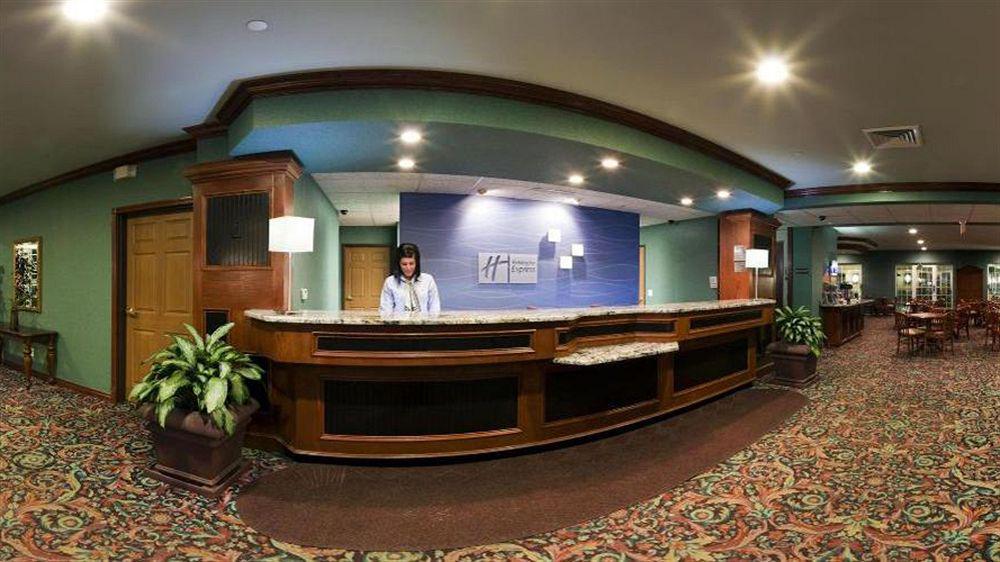 Holiday Inn Express Grand Rapids Southwest By Ihg Grandville Buitenkant foto