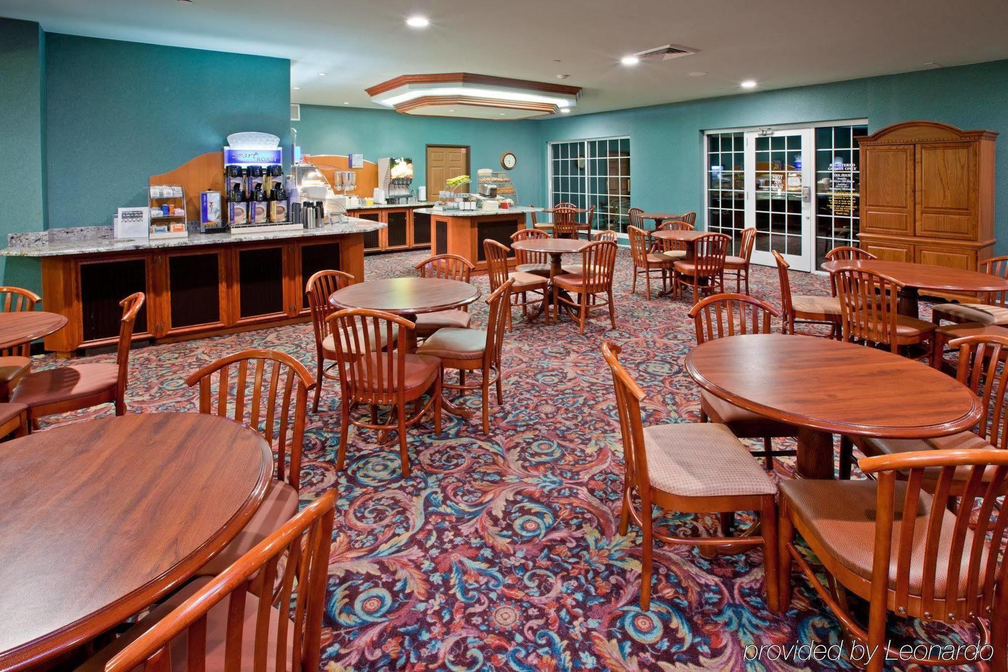 Holiday Inn Express Grand Rapids Southwest By Ihg Grandville Buitenkant foto